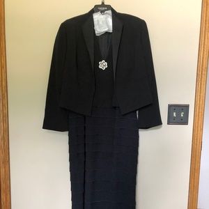 DAYMOR Couture full length gown